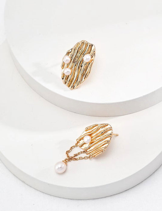 Golden Wave Pearl Earrings - Golden Melody Limited