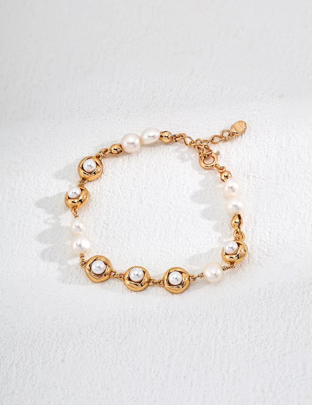 Pearl Elegance Bracelet - Golden Melody Limited