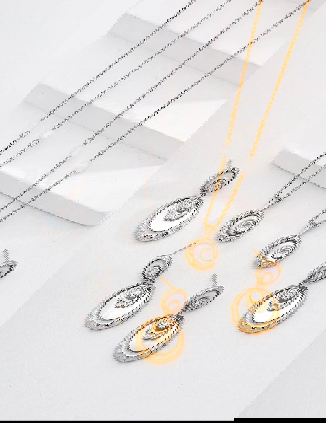 Radiance Circle Drop Earrings - Golden Melody Limited